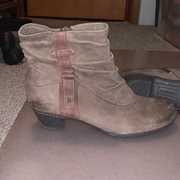 Taupe, brown Cobb Hill boots - size 10 - Picture 2 of 5